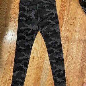 Wild Fable Camo Leggings